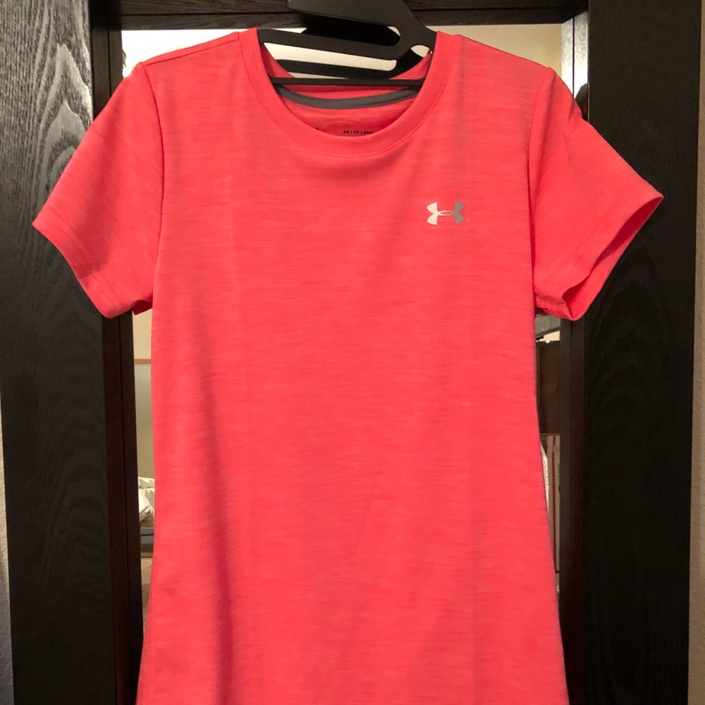 Under Armor NWOT exercise t-shirt.